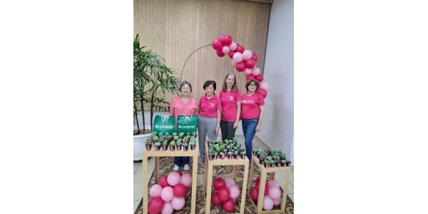 Evento com mulheres destaca o Outubro Rosa em Floresta