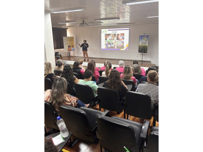 Programa realizado por Cocamar e Ourofino leva informação para o desenvolvimento de produtoras cooperadas