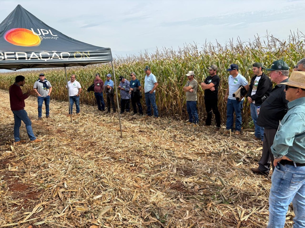 Dia de Campo em Floresta apresenta novidades com alto nível de participantes