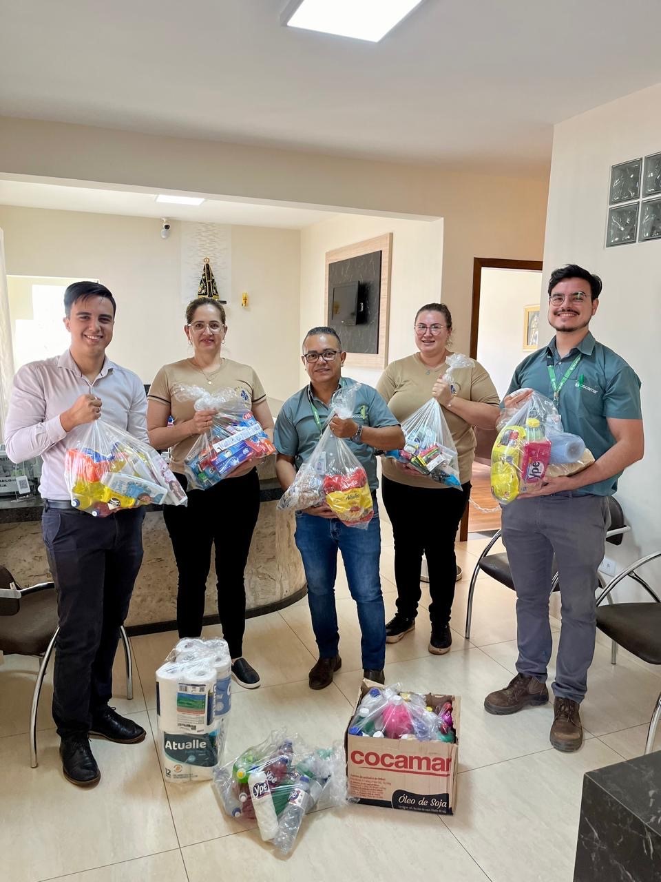 Paróquias de Nova Fátima e Congoinhas recebem doações