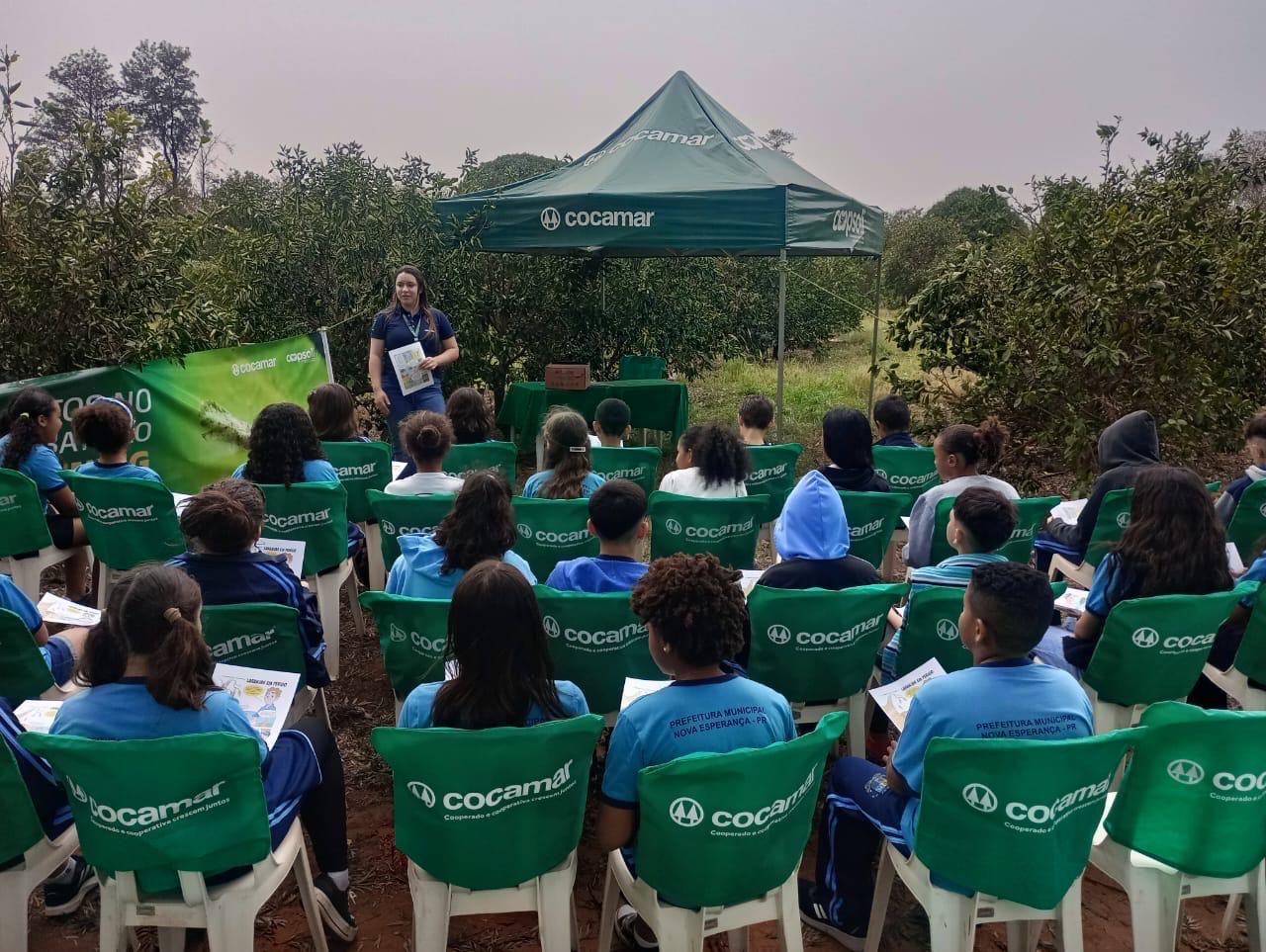 Coopsoli e Cocamar promovem palestra para o público infantil sobre o greening em Nova Esperança  