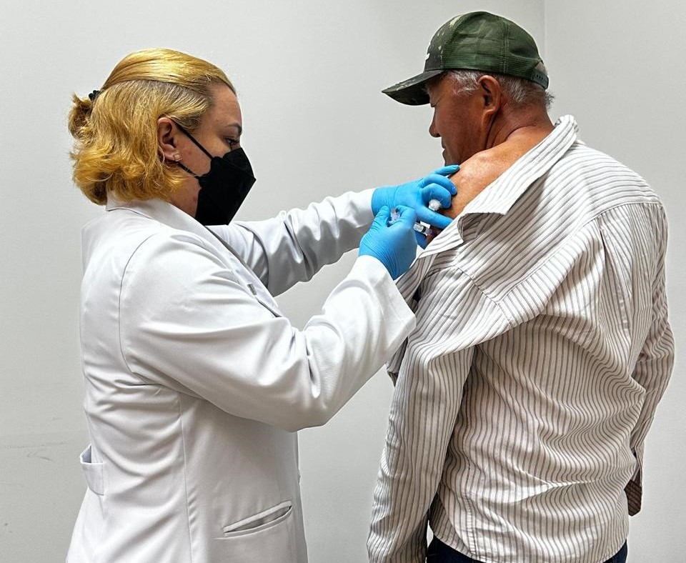 Imuniza Agro: cooperados da Cocamar começam a ser vacinados